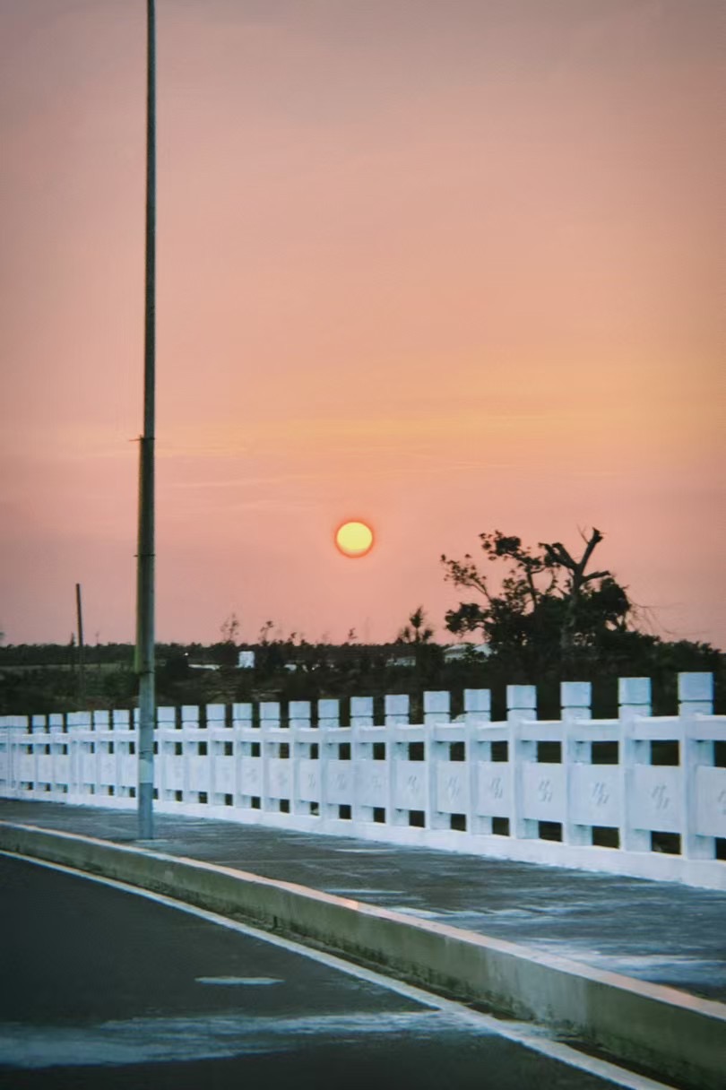 。