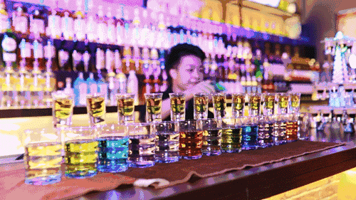 荒城散梦老板您的深水炸弹