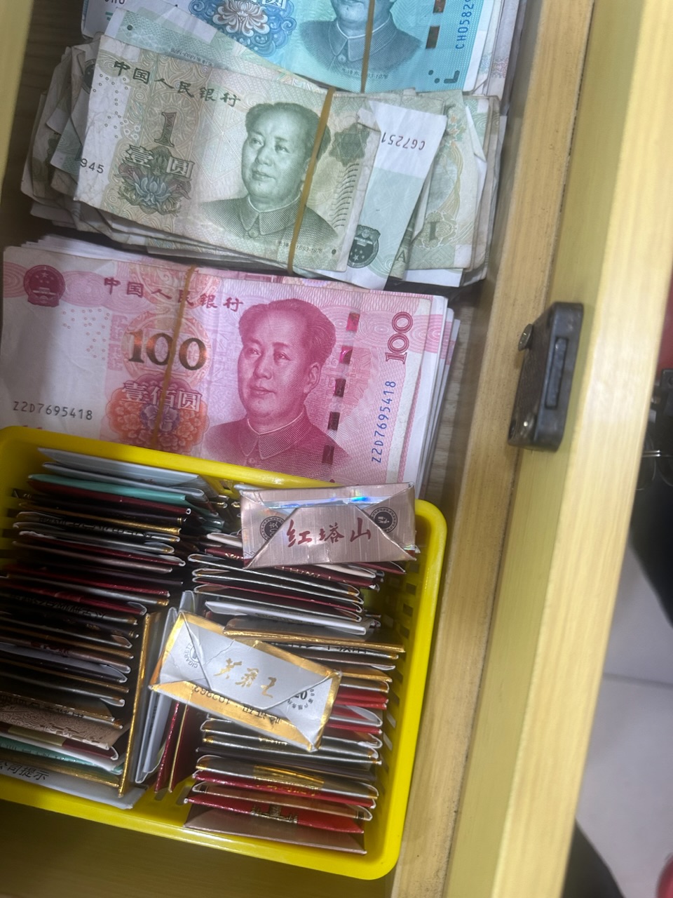 33岁年轻爸爸