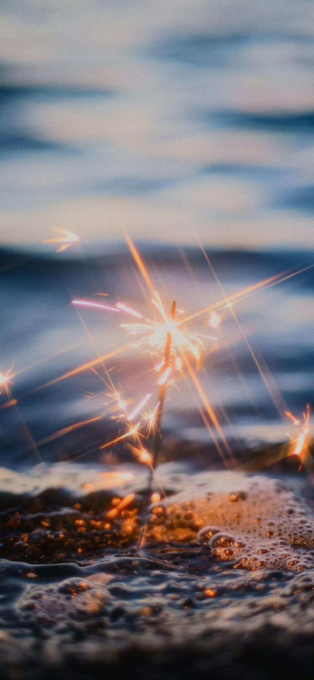 你看自由这个词，长得就像条条框框