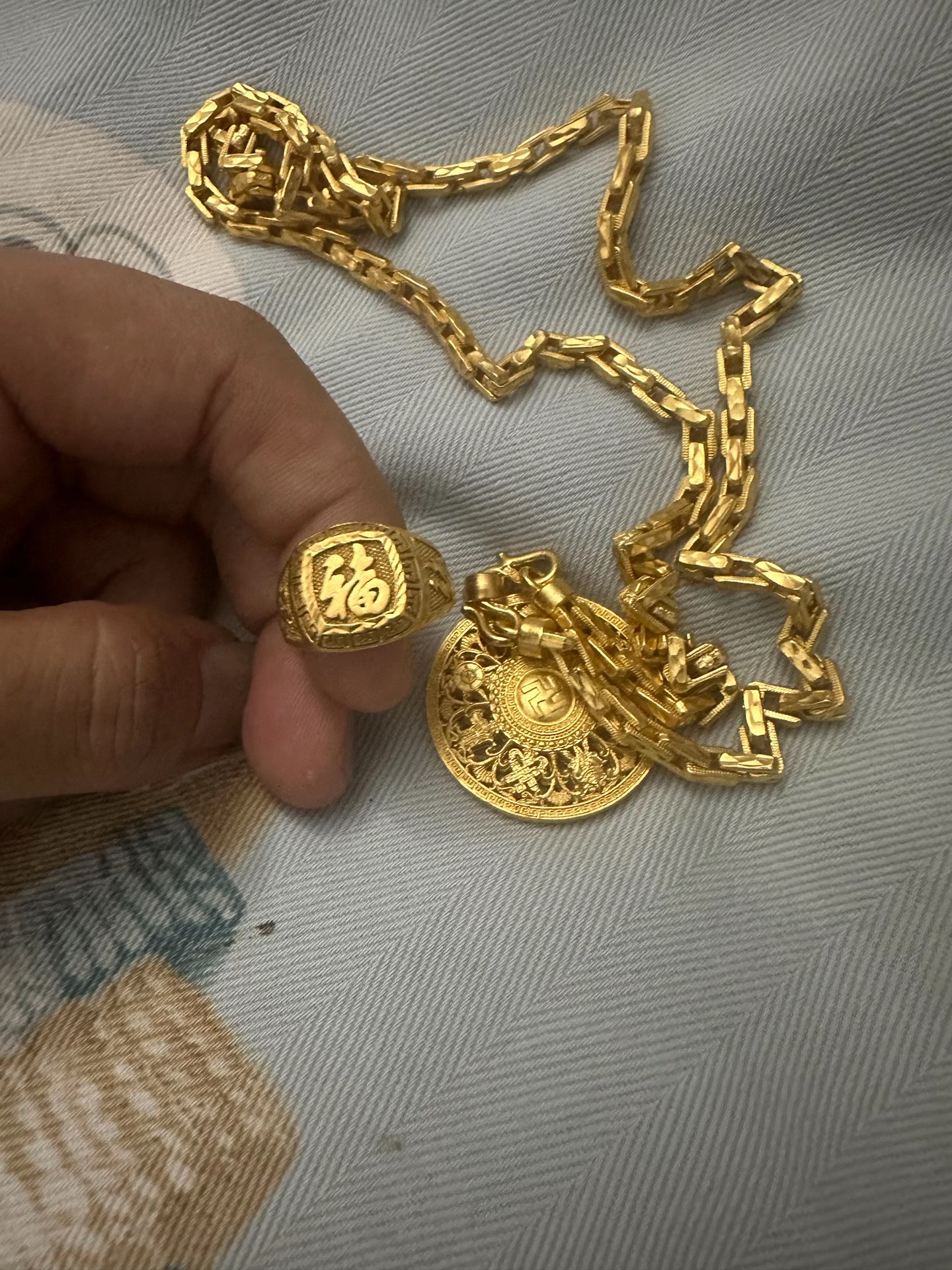 天黑了 请问一下 还可以处对象吗